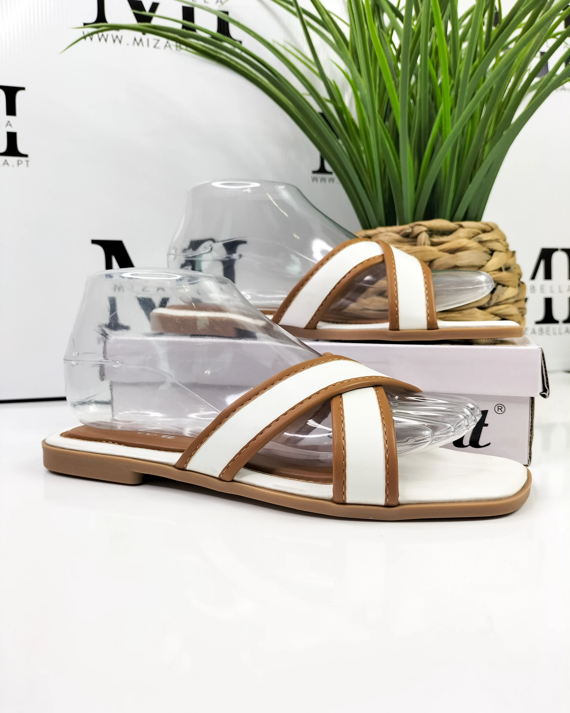 Chinelo branco e camel T.38 – photo 9